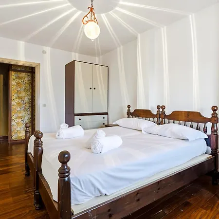 Hostdomus - House